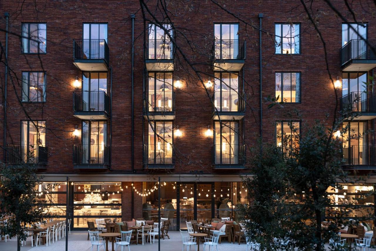 Mob House Hotel Сент-Уен Екстериор снимка