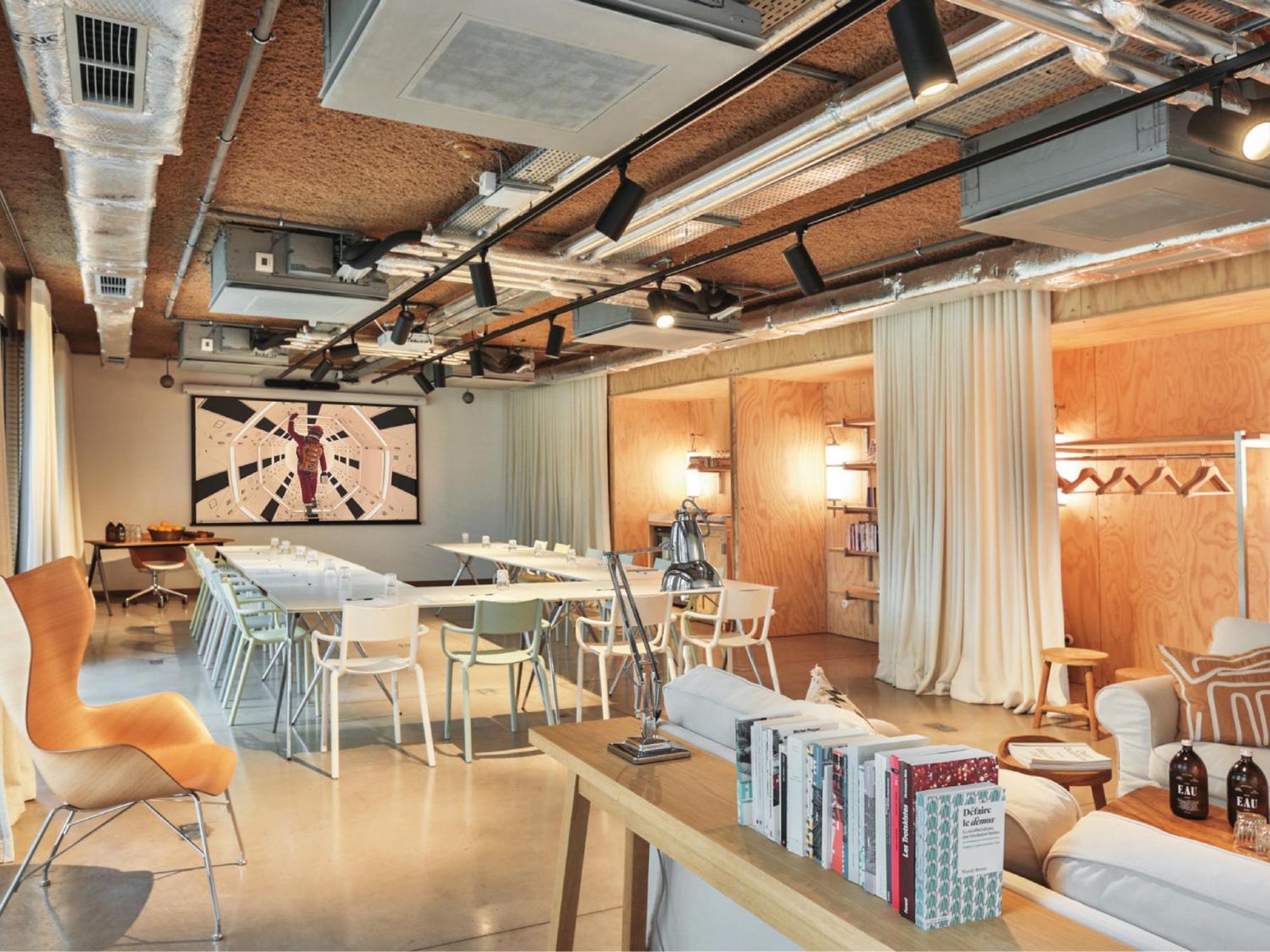 Mob House Hotel Сент-Уен Екстериор снимка