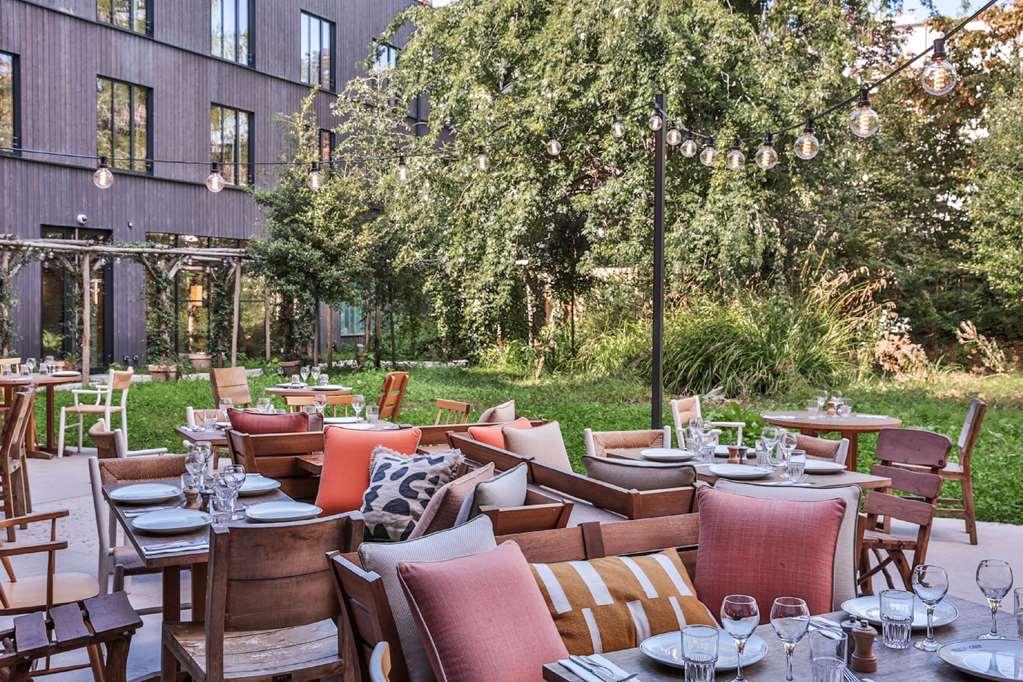 Mob House Hotel Сент-Уен Ресторант снимка
