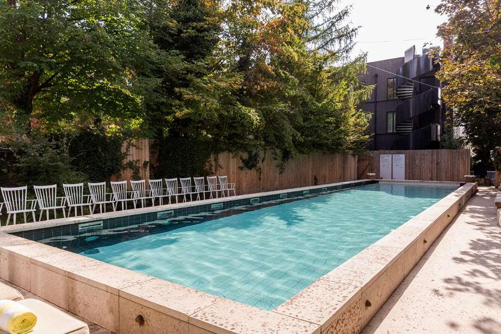 Mob House Hotel Сент-Уен Съоръжения снимка