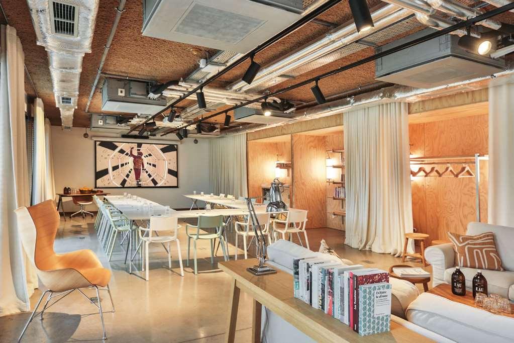Mob House Hotel Сент-Уен Съоръжения снимка